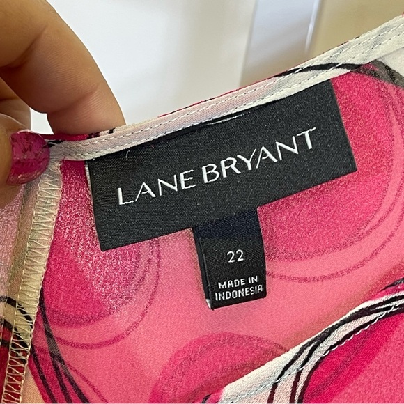 Lane Bryant, Layered Polka Dot Sleeveless Blouse. Size 22. In excellent cond! - Picture 3 of 6